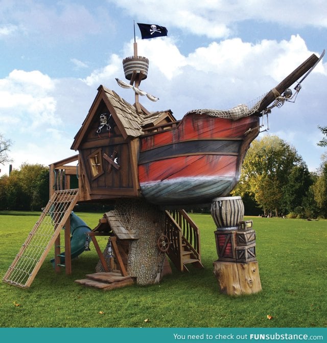 Pirate ship fort