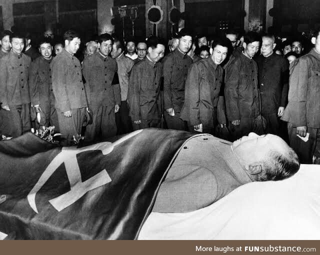 Chinese men trying to escape China while Mao is sleeping, 1969