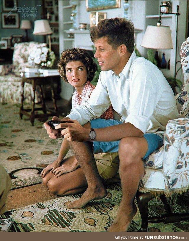 John F. Kennedy showing Jackie an MLG 360 no-scope in Modern Warfare 2, 1952 colorised