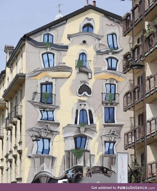 House in Milan- it’s a mural