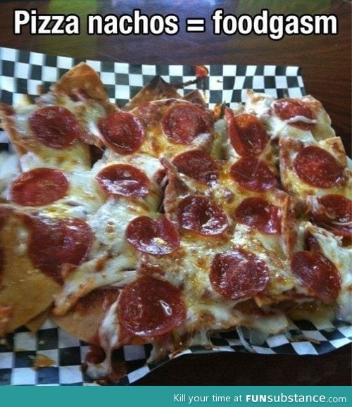 Pizza nachos