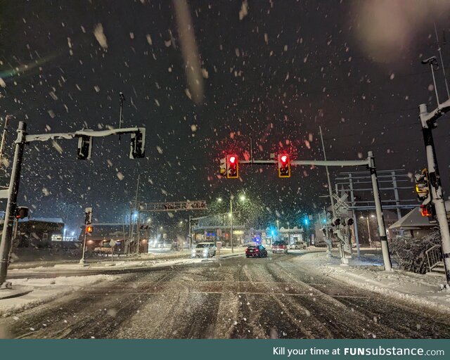 Heavy snowfall downtown