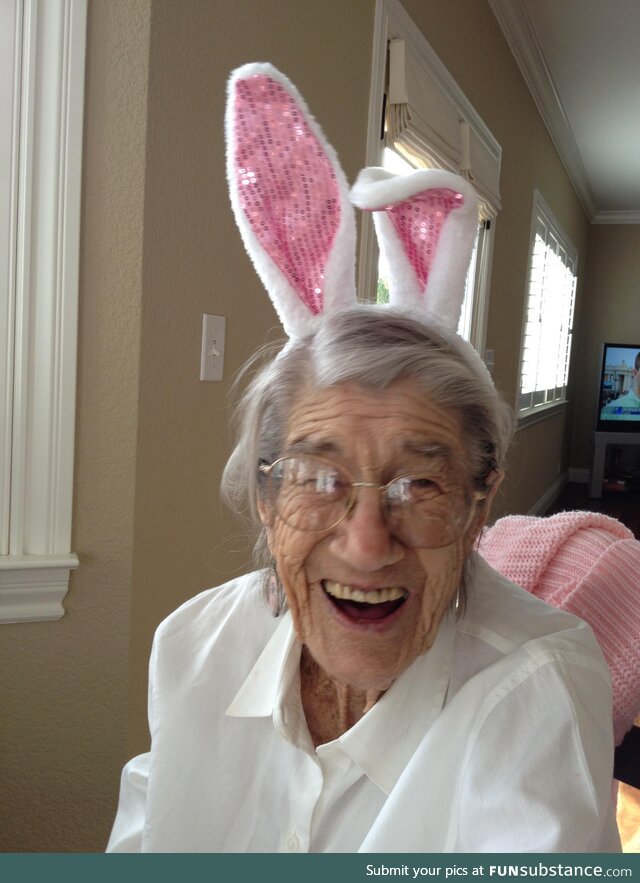 [OC] I know it’s not everyone’s favorite holiday, but Easter was for my Grandma. Miss