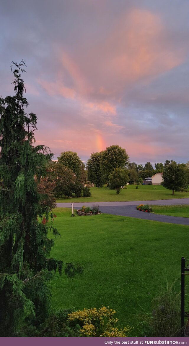 Rainbow With no Rain