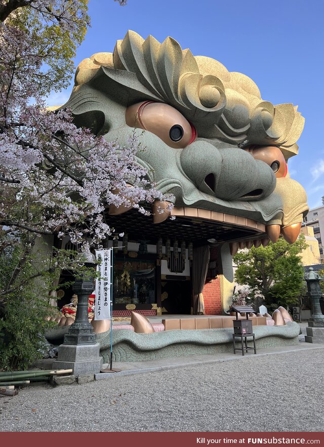 I went on a walk through Osaka and found this shrine