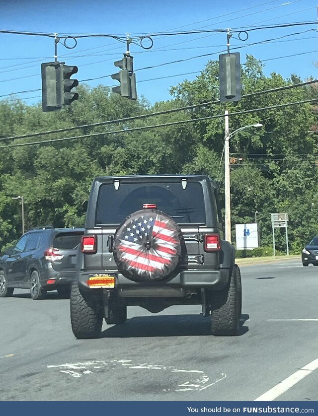 Today I spotted a patriotic butthole