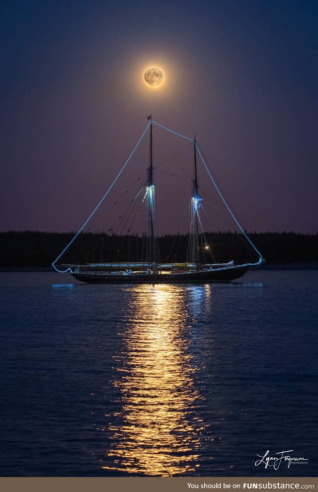 Harvest moon over the Bluenose 2, September 20, 2021. Credit to Lynn Ferguson photography