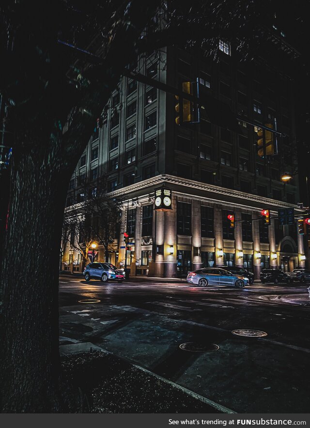 An evening walk in Downtown
