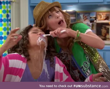 Out of context scene in Disney show Shake It Up