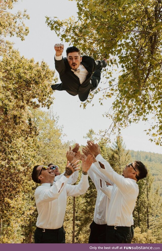 Probably the funniest, most bad ass wedding photo of all time
