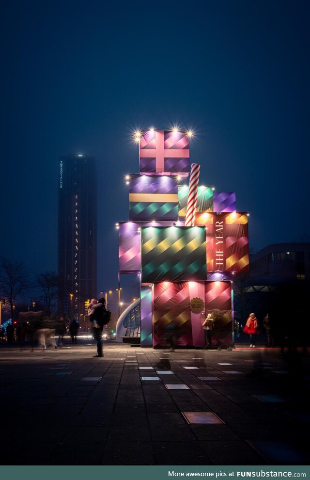 A massive pile of Christmas presents in the centre of Eindhoven