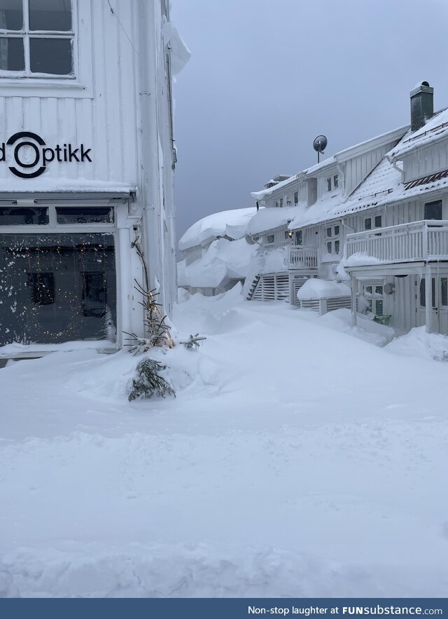 South norway currently. We have had like 5 meters of snow the past 4 days