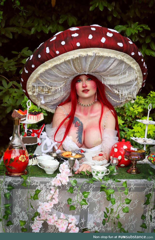 Queen Priscilla Cybin, queen of the mushroom sprites. Welcome to my tea shop
