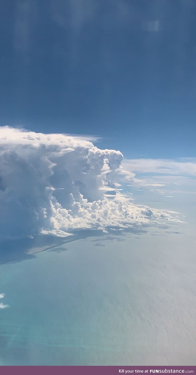 Photo I took of a very big cloud over the coast of Cozumel