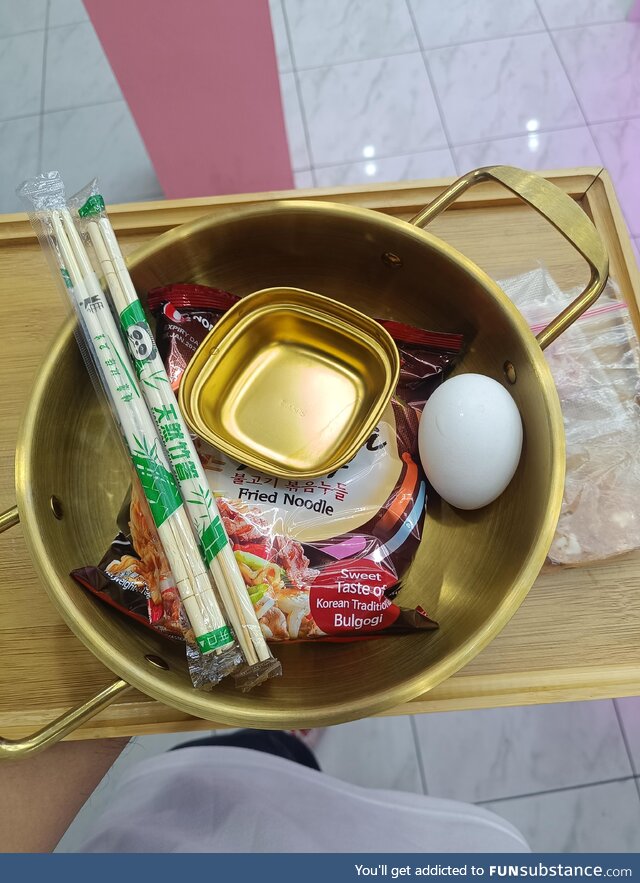 This pack of instant ramen, egg and 2 slices of meat cost me around 9 dollars(450php)