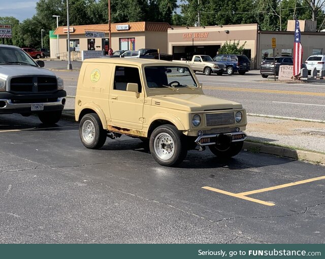 [OC] This little vehicle I saw today