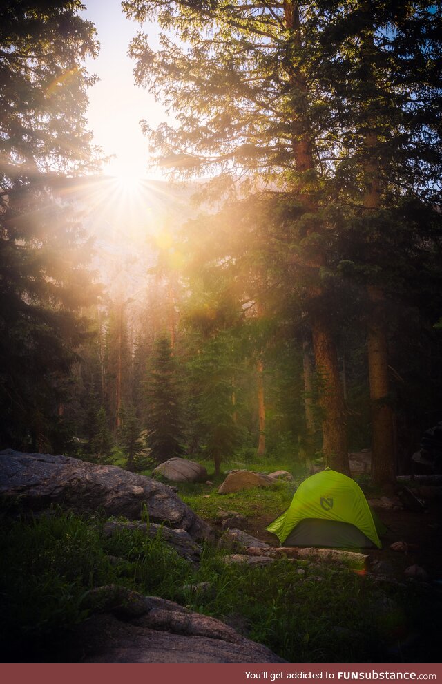 Sunrise in Rocky Mountain NP [OC]