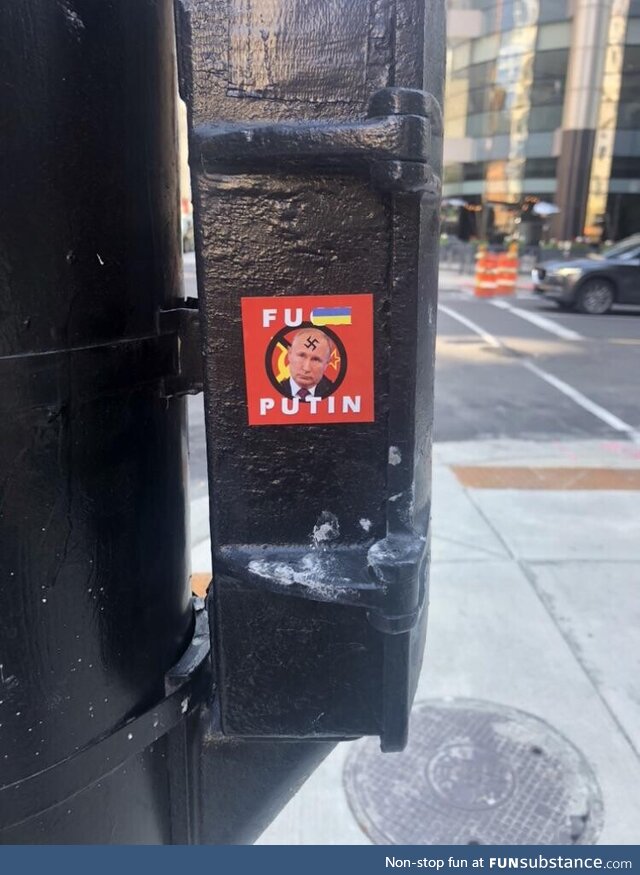 A sticker I saw in Chicago (May 2022)