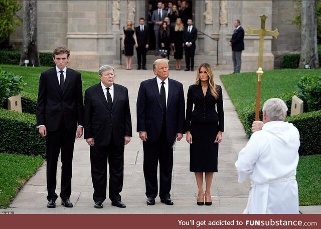 Barron Trump is 6'7"