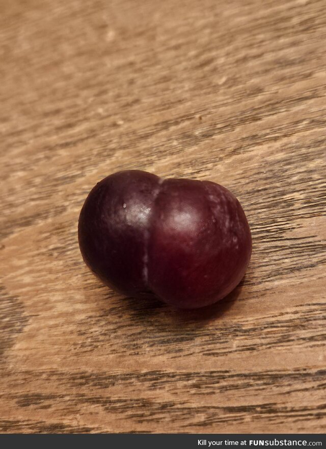 I found a butt grape