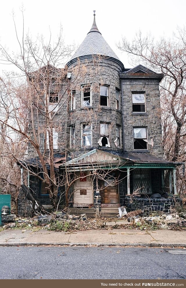 This old abandoned mansion in Philly