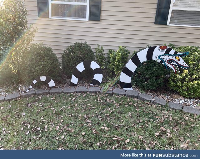 I made a sandworm from Beetlejuice for my front yard