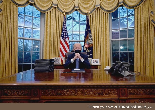 President Biden's first-ever picture in the Oval Office