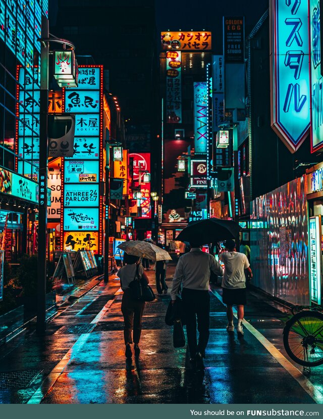 [OC] The Rainy Streets of Tokyo