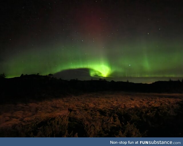 Went for a walk last night, and was treated with an aurora. - Austevoll, Norway