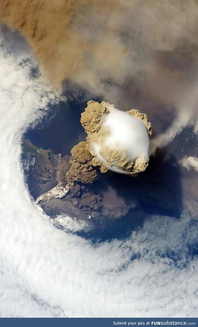 Eruption from Sarychev Volcano in Kamchatka