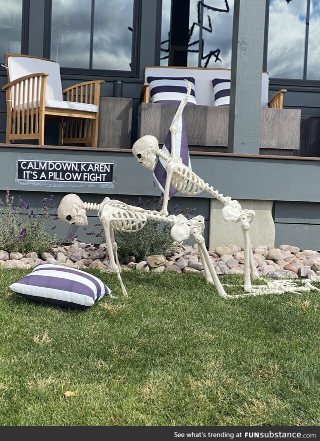 Skeletons boning in the wild here in Salt Lake