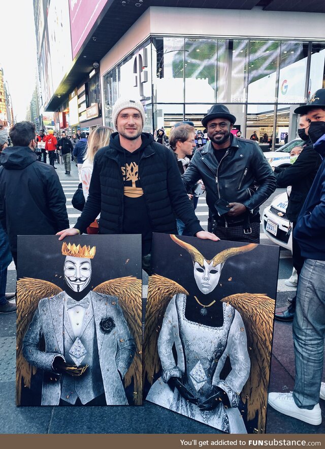 While showing off my artwork at the NFT NYC event I ran into the legend, Wayne Brady in