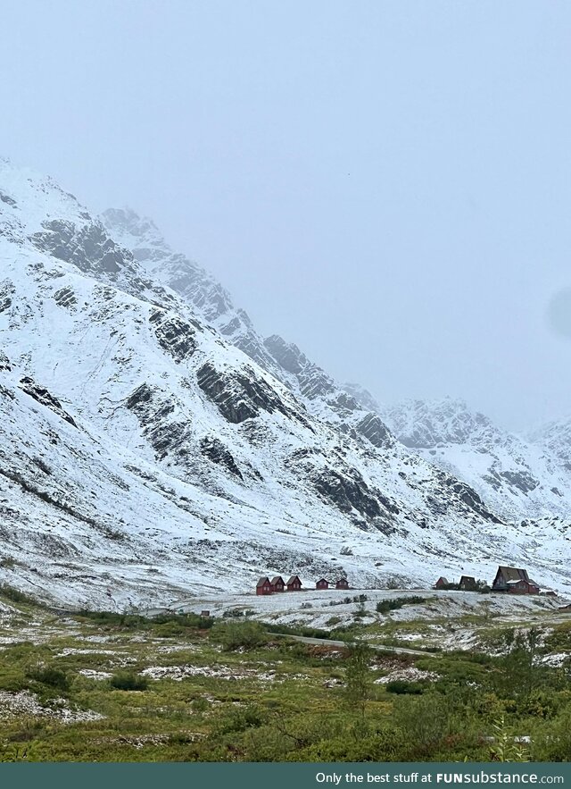 Early snow fall in alaska :)