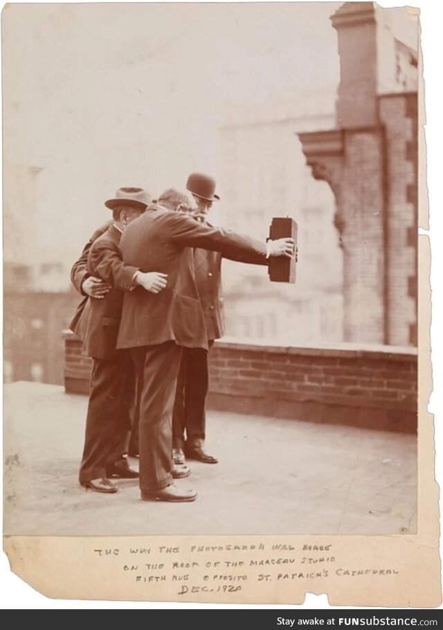 Selfie, 1920