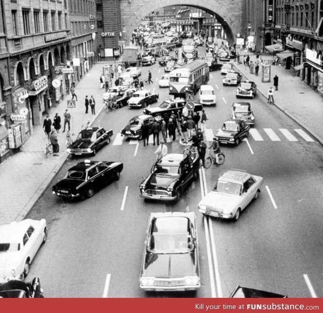 The day sweden changed from left-hand drive to right