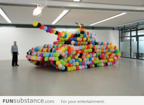 Balloon tank
