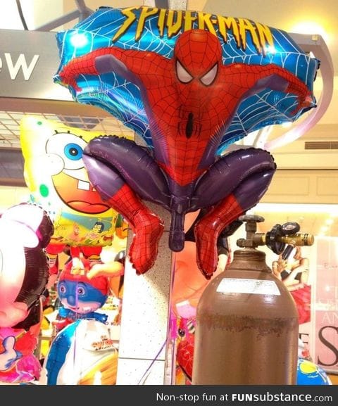 This Spiderman ballon ain't gonna blow itself