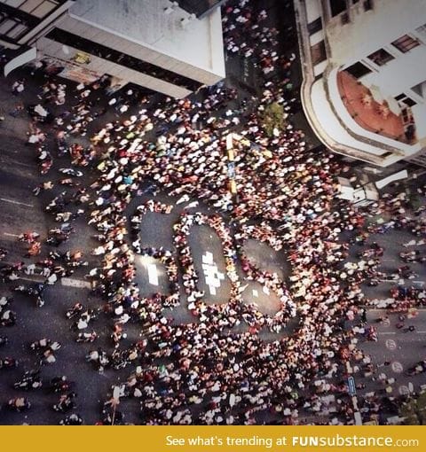 Venezuelans asking for help in Caracas after police killed a student