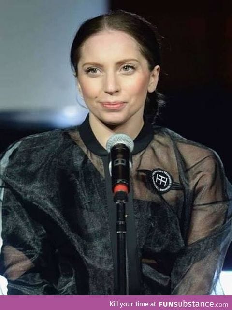 Lady Gaga without all her makeup