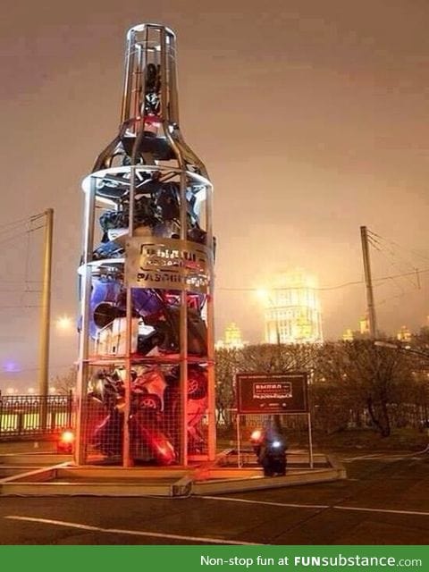 Monument against drunk driving in Moscow
