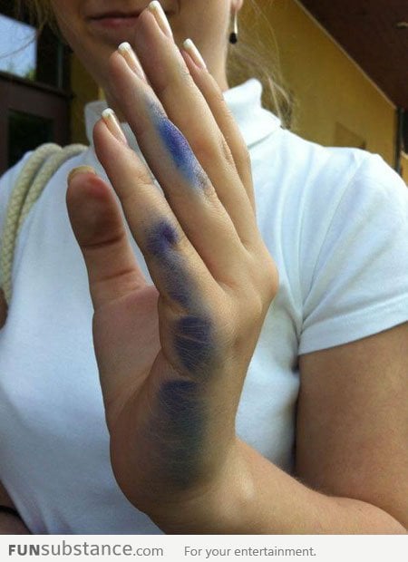 The perks of being left handed