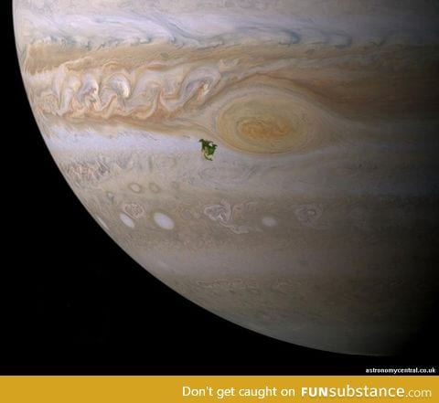Size comparison of North America to Jupiter