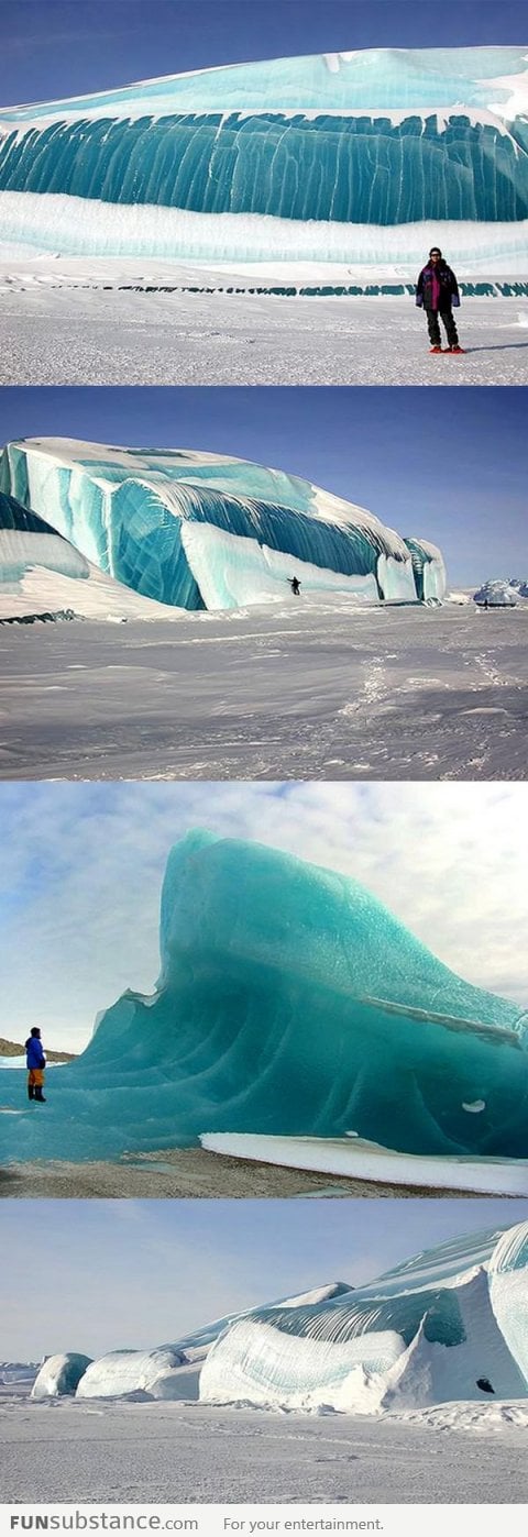 Frozen wave in Antarctica