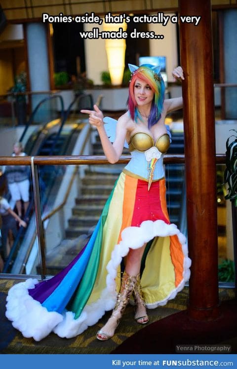 Rainbow dash cosplay