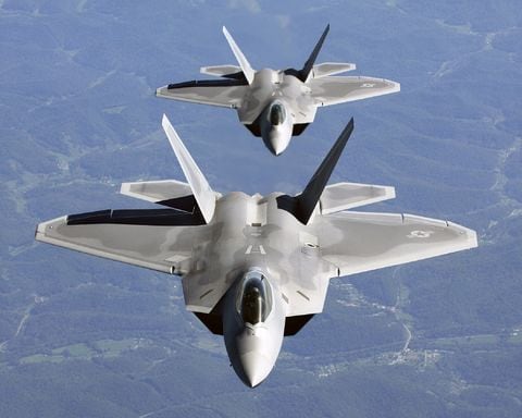 10 Best fighter jet In The World 2015