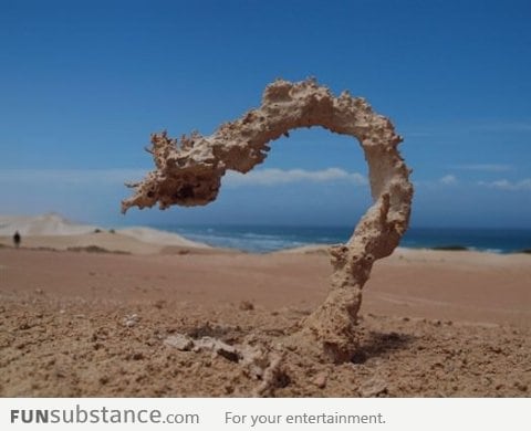 Sand struck by lightning