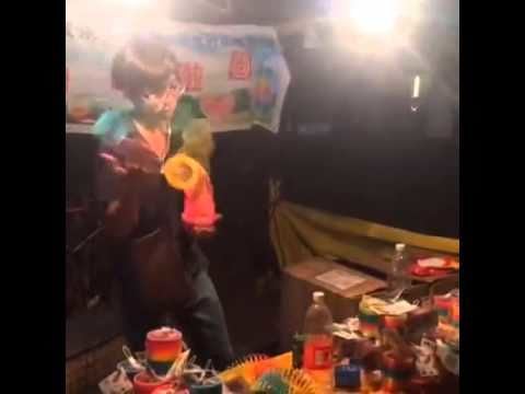 Dude uses a slinky for the coolest performance ever