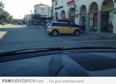 If you drive a Mini and you park like this thank you