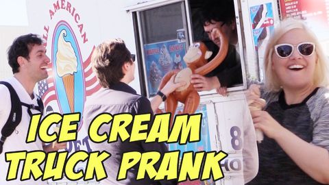 "Insane Ice Cream Man" - Harmless prank