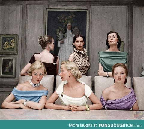 Plunging Necklines in 1950s